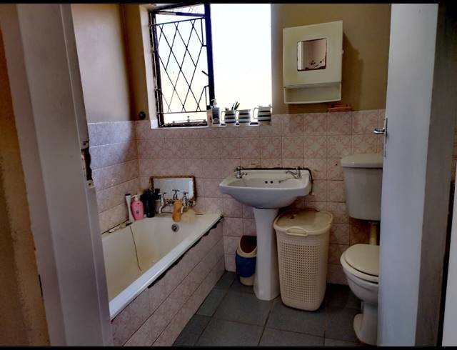 3 BEDROOM HOUSE FOR SALE IN BRACKENDOWNS